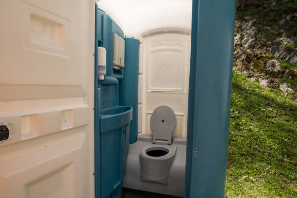 Best Porta potty rental for parties  in Gillett, WI