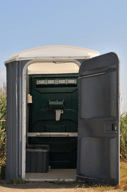 Best Luxury portable toilet rental  in Gillett, WI