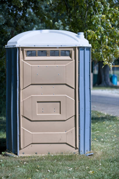 Best Wedding porta potty rental  in Gillett, WI