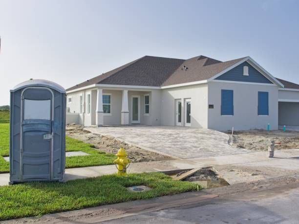 Best Luxury portable toilet rental  in Gillett, WI